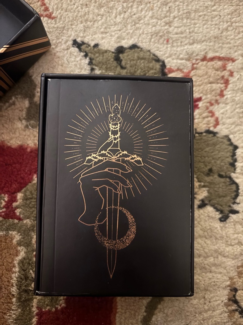 ✨ 🥀 Threads of Fate Oracle Rose Edition Deck - Black & Rose Gold ✨ - Picture 4 of 5